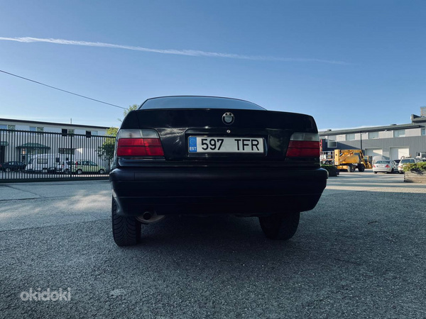 BMW E36 318i 1.8 85kw (фото #7)