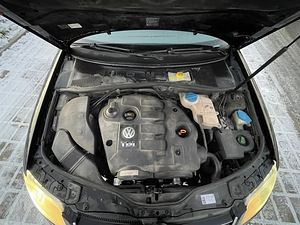 Volkswagen Passat (1.9 TDI) (7 foto / 8)