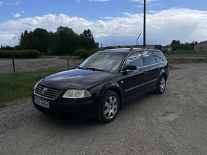 Volkswagen passat 1.9 TDI (1 foto / 8)