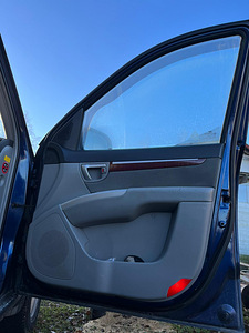 Müüa hyundai santa fe 2006, 4x4 diisel (9 foto / 12)
