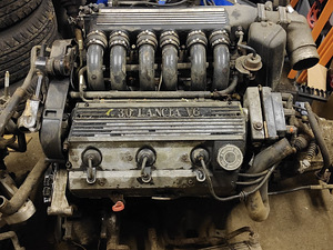 Двигатель V6 3.0 Lancia Busso / коробка передач