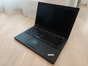Lenovo ThinkPad X240 (Windows 11, i5, 8 ГБ, SSD, считыватель (1 фото из 8)