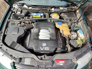 Volkswagen Passat 2.8 4motion (6 foto / 15)