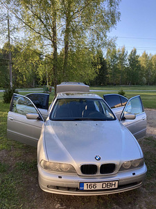 BMW 530d (1 фото из 7)