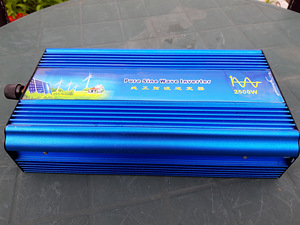 Inverter 12/220V (1 foto / 1)
