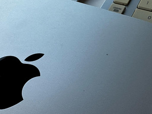 MacMini 2011 + Keyboard + Mouse + Numerical Keyboard (4 foto / 10)