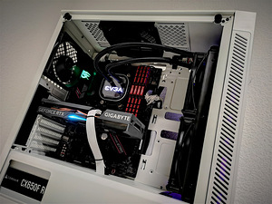 Trinity / Ryzen 7 3700X + RTX 3060 Ti (4 foto / 6)