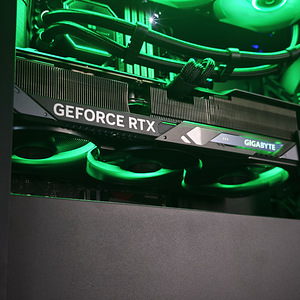 LAUAARVUTI "KOLJA" | Ryzen 9 7950X3D + RTX 5070 Ti 16GB (3 foto / 10)