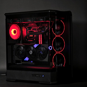 Lauaarvuti "HAWK" \\ Ryzen 9 7950X3D + RTX 5080 16GB (1 foto / 8)