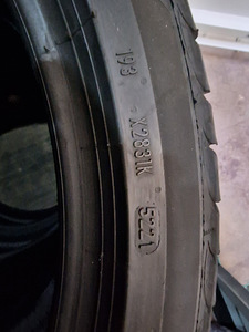 Pirelli Powergy 225/40 R19 (4 foto / 5)