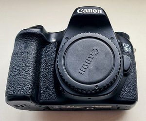 Canon EOS 70D Body (2 foto / 9)
