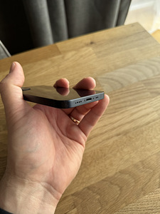 iPhone 12 Mini 128 GB (7 фото из 8)