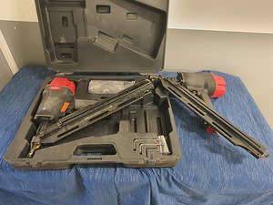 2 tükki SENCO A900FN” (1 foto / 1)