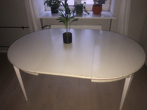 Pikendatav täispuidust laud (4 foto / 5)