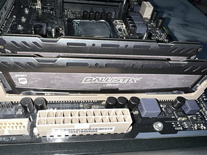 I7 7700 + 16gb ddr4 + emaplaat (3 foto / 3)