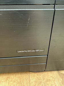 Laserjet Pro 200 color (2 foto / 3)
