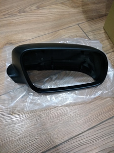 Audi a4 b5 parempoolne suur peegel (3 foto / 3)