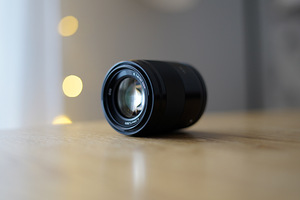 Sony E 50mm F1.8 OSS (1 foto / 3)