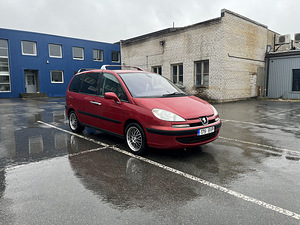 Peugot 807 2,2bensiin 116kw (2 foto / 14)