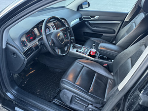 Audi A6 C6 2,7D 132kw 2007 (5 foto / 15)