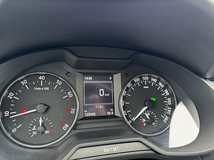 Skoda Octavia Ls 130 000 (9 foto / 14)