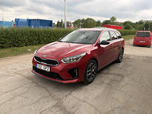 Kia Ceed GTline 1,5 bensiin/hybriid 2021 (1 foto / 7)