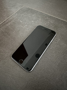 iPhone 6 16GB Space Grey (2 foto / 3)