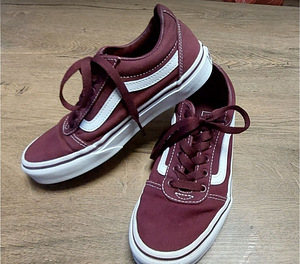 Кроссовки Vans размер 34 (1 фото из 6)