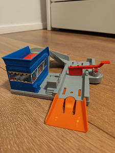 Hot Wheels toll (1 foto / 3)