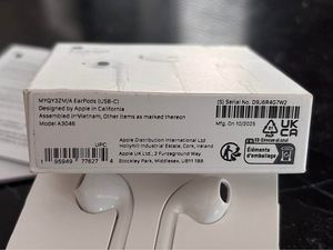 Apple EarPods USB-C (3 фото из 3)