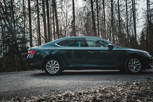 Škoda Superb Ambition 1.4 110Kw (4 foto / 10)