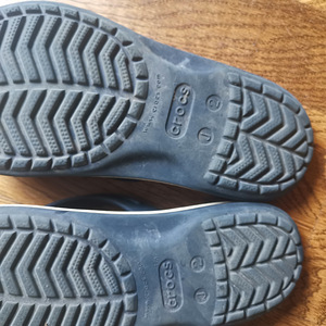 Детские Crocs J 2 (3 фото из 3)