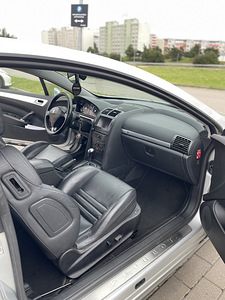 Peugeot 407 Coupe 2.7 150kW (9 foto / 9)