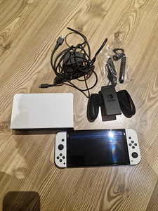 Продаётся Nintendo switch (1 фото из 1)
