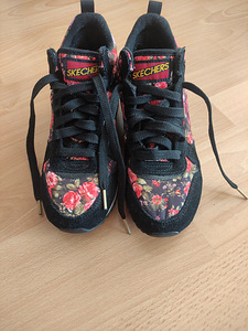 SKECHERS tossud (3 foto / 5)