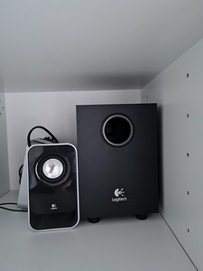 Kõlarid Logitech Z313 (1 foto / 2)