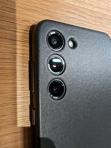 Samsung S23 (1 фото из 6)