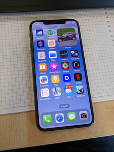 Apple iPhone 11 Pro Max 64gb (7 фото из 10)