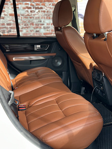 Land Rover Range Rover Sport HSE 3.0 180kw (8 foto / 11)