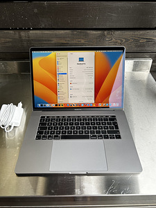 MacBook Pro 15’’ 2018 i7 16GB 500GB SSD aku 6-8h touchbar (6 foto / 6)