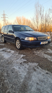 Volvo v70 2.5 tdi 103 kw (4 foto / 10)