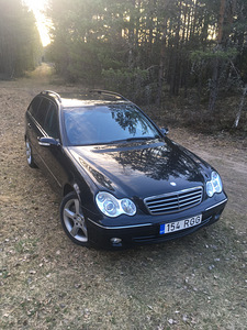 Mercedes-Benz C 320 3.0 V6 165kW VAHETUS (2 foto / 10)