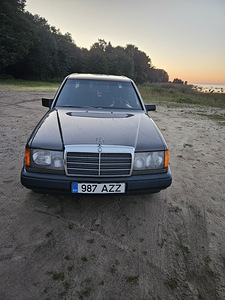 Mercedes Benz 300D atm . W124 . 1988 (2 foto / 7)
