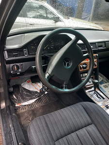 Mercedes Benz 300D atm . W124 . 1988 (7 foto / 7)