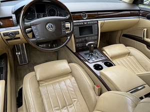 Volkswagen phaeton (6 foto / 9)
