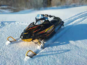 Arctic Cat F7 Firecat 2003 97kw (2 foto / 6)