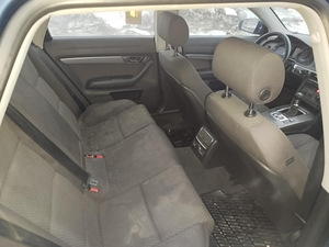 Audi A6 2.4 Quattro (9 foto / 13)