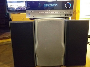B&W DM560 & Harman Kardon AVR130 & Radiotehnika ASW-1 X-Line (2 foto / 5)