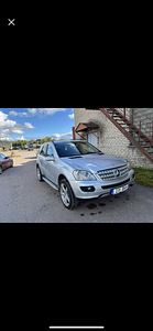 MERCEDES-BENZ ML 320 CDI 4MATIC (1 foto / 10)