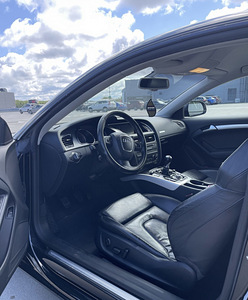 Audi a5 (3 фото из 3)